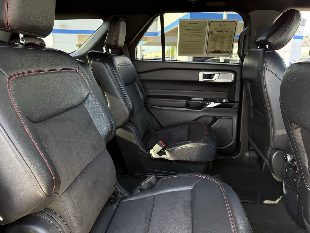 Used 2023 Ford Explorer ST-Line w/ Class IV Trailer Tow Package image 24