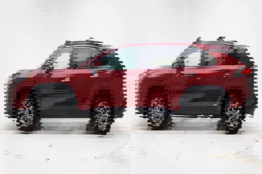 Used 2023 Toyota RAV4 Limited image 5