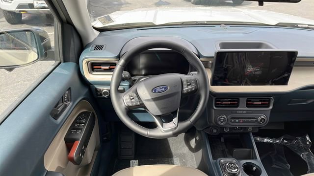 Used 2025 Ford Maverick Lariat AWD/4WD image 30
