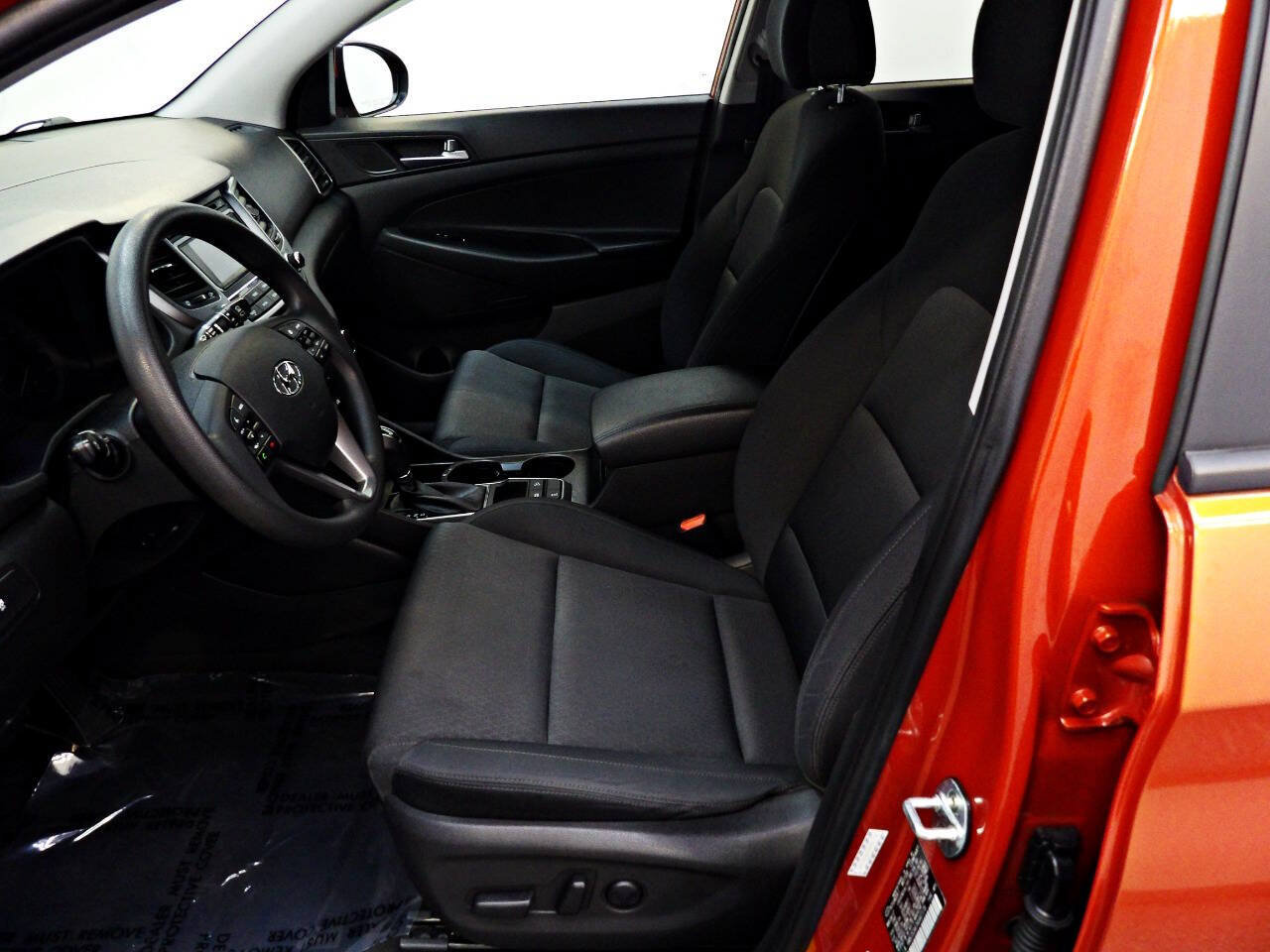 Used 2017 Hyundai Tucson SE w/ SE Popular Package 02 AWD/4WD image 8