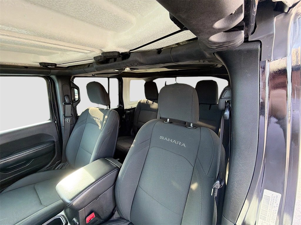 Used 2020 Jeep Wrangler Unlimited Sahara image 28