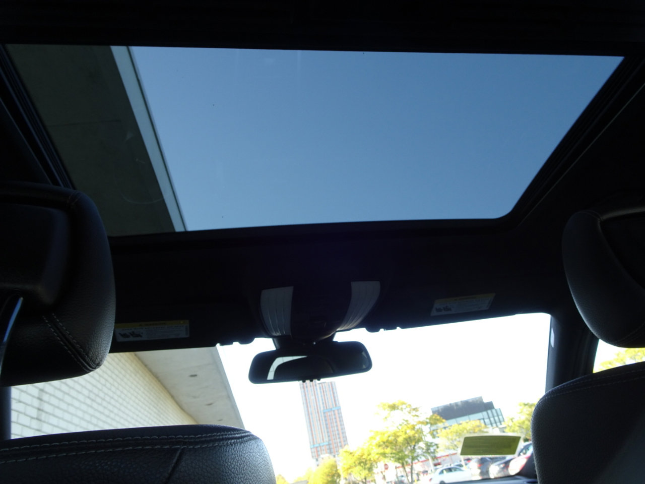 Used 2015 Mercedes-Benz E 350 4MATIC Sedan image 15