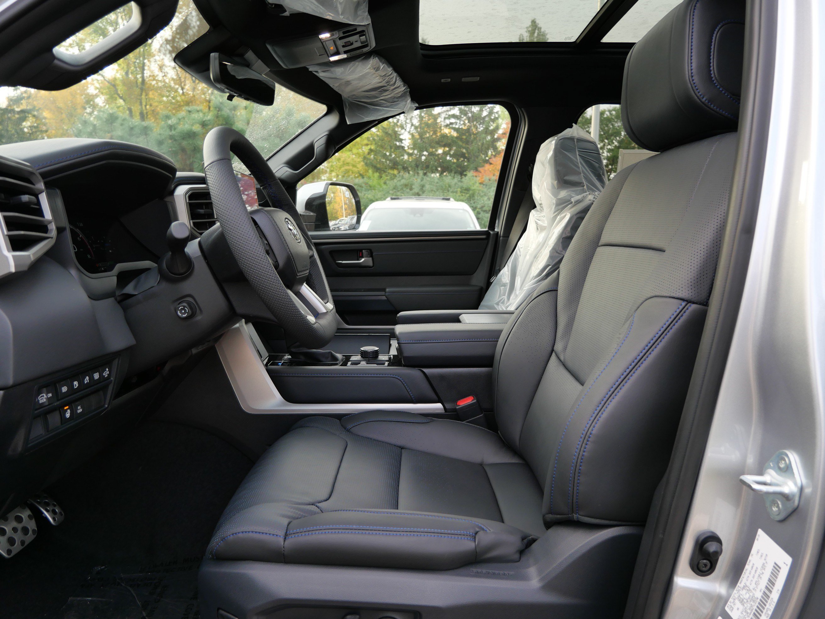 New 2026 Toyota Sequoia Platinum AWD/4WD image 5