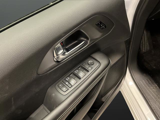 New 2026 Chrysler Pacifica Select image 29