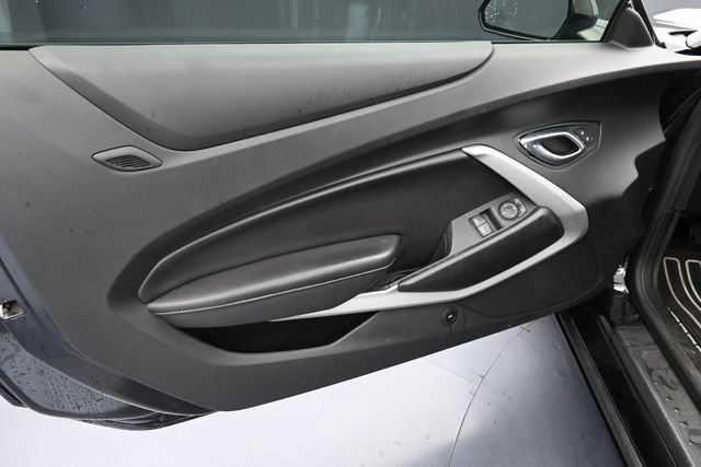 Used 2019 Chevrolet Camaro SS RWD image 26