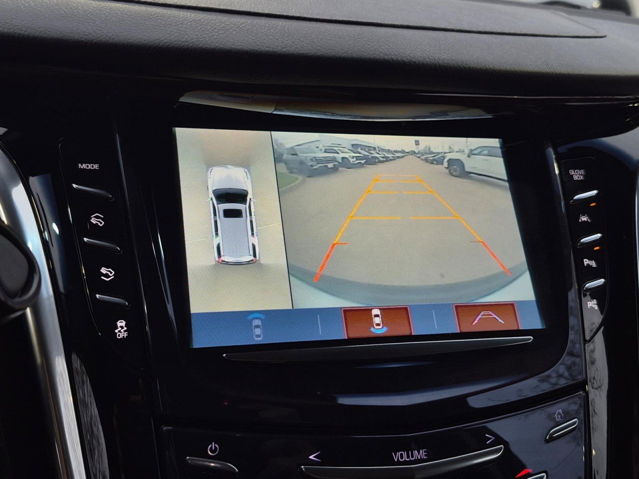 Certified 2020 Cadillac Escalade Premium Luxury image 33