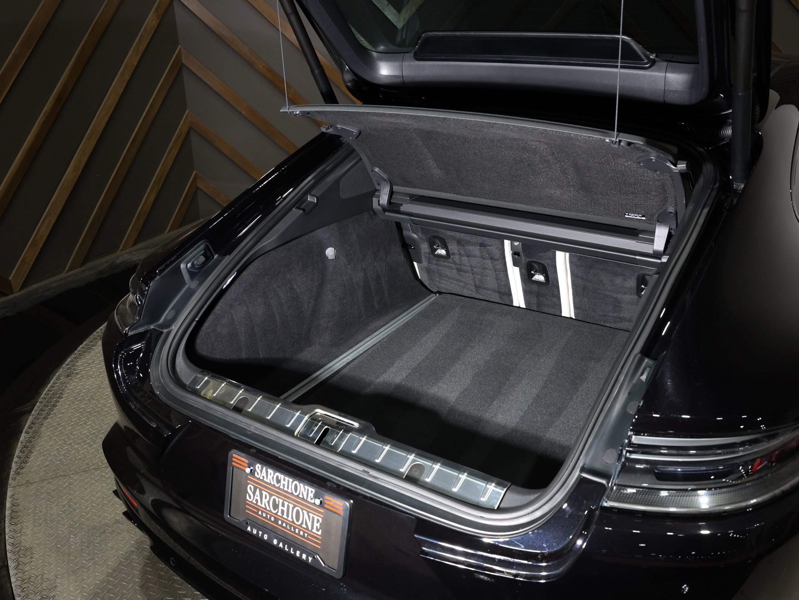 Used 2023 Porsche Panamera Turbo S image 27