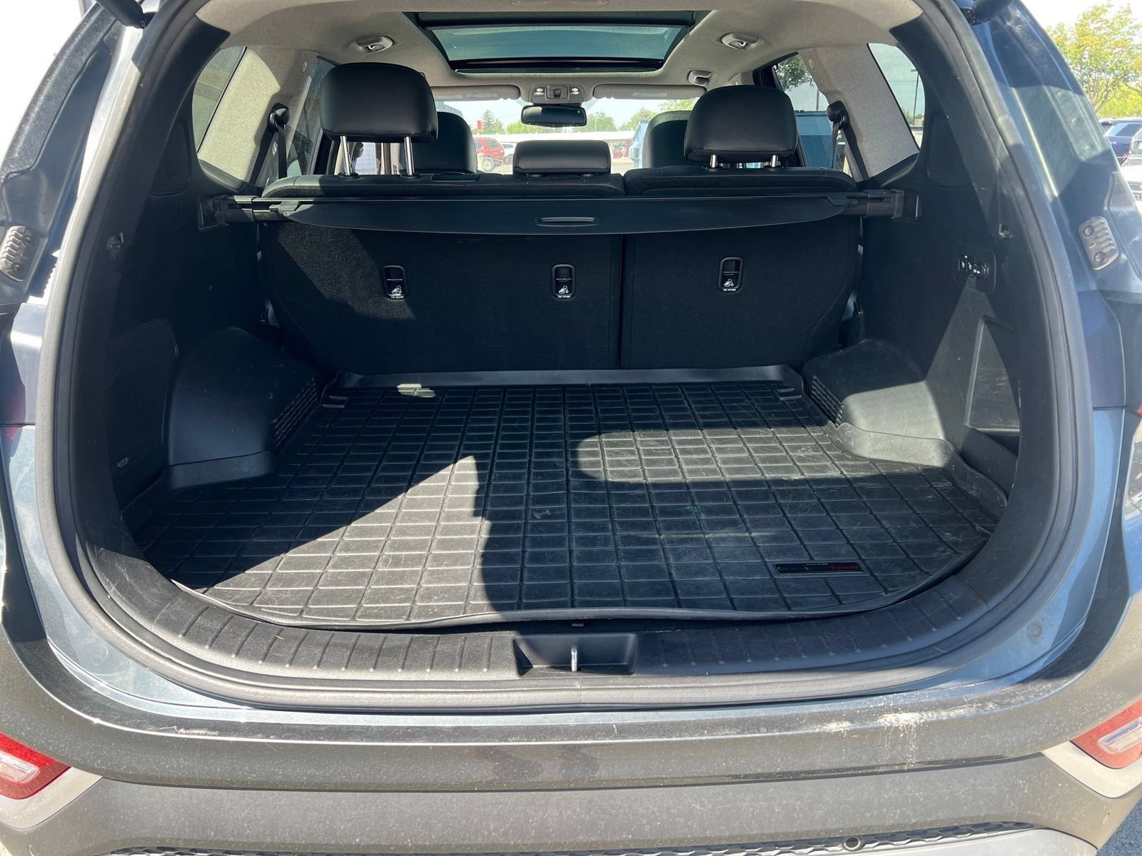 Used 2020 Hyundai Santa Fe SEL AWD/4WD image 16