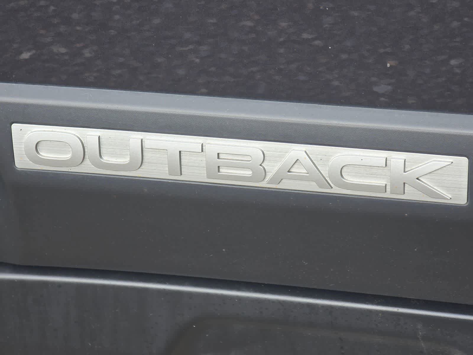 Used 2012 Subaru Outback 2.5i Limited AWD/4WD image 6