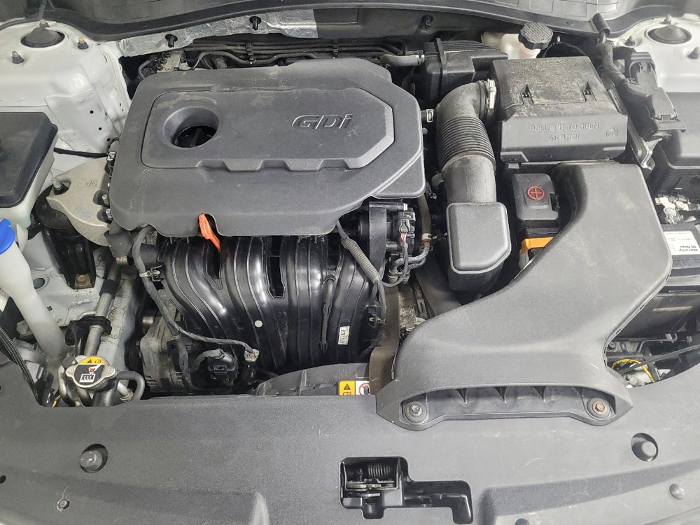 Used 2020 Kia Optima LX image 30