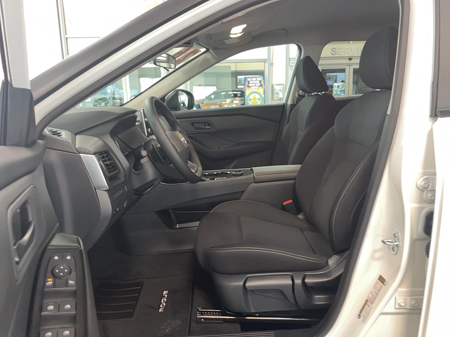 Used 2026 Nissan Rogue S AWD/4WD image 20