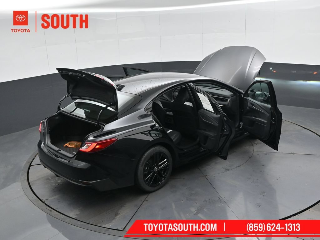 Used 2026 Toyota Camry SE FWD image 56