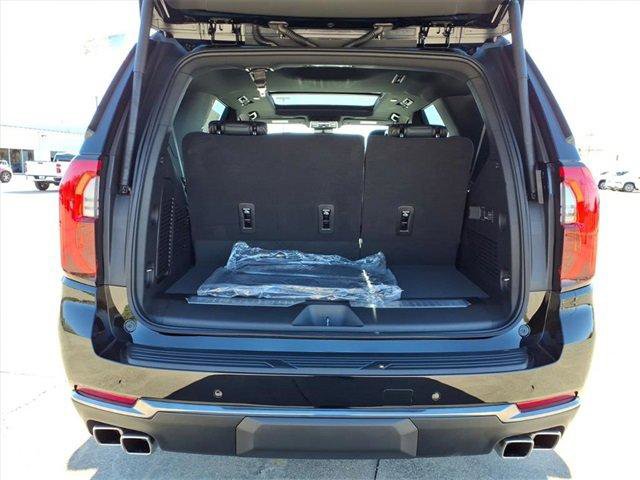 New 2026 GMC Yukon AT4 w/ AT4 Premium Package image 20