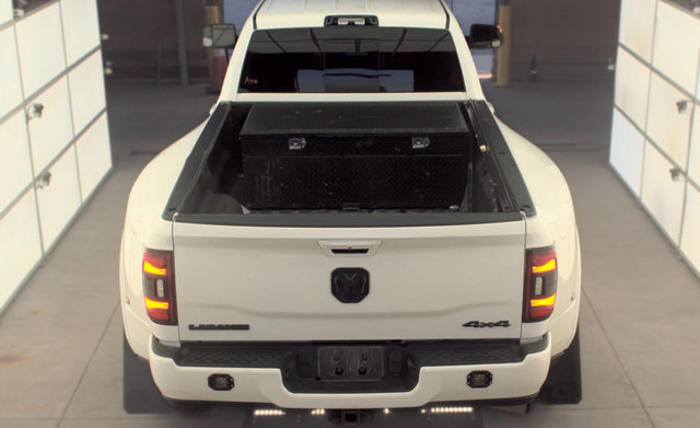 Used 2021 RAM 3500 Laramie w/ Night Edition AWD/4WD image 8