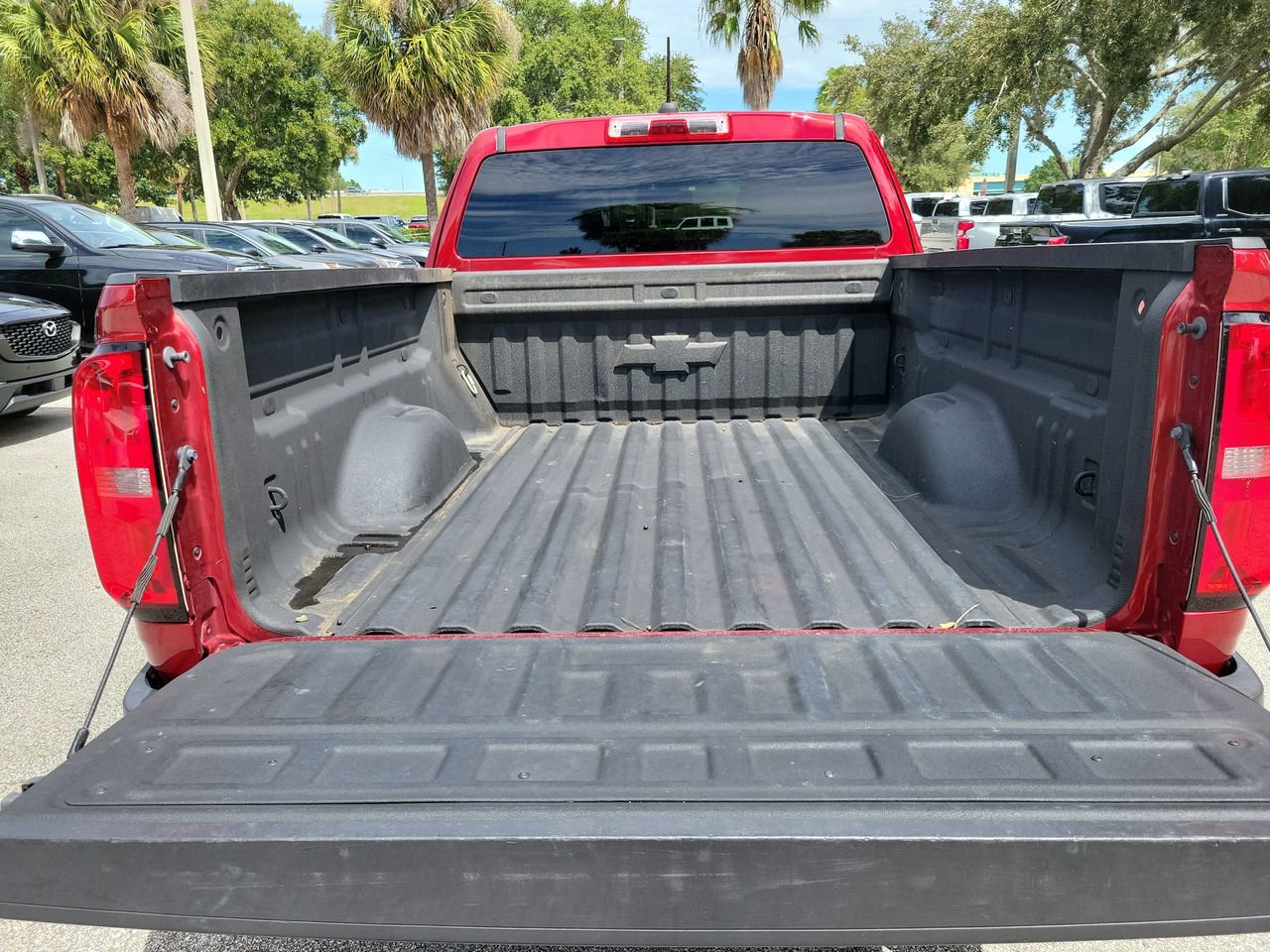 Used 2021 Chevrolet Colorado LT w/ LPO, Power Package RWD image 8