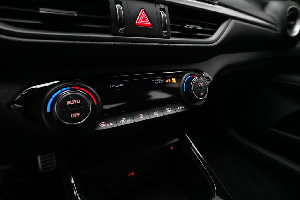 Used 2024 Kia Forte GT-Line w/ GT-Line Premium Package image 20