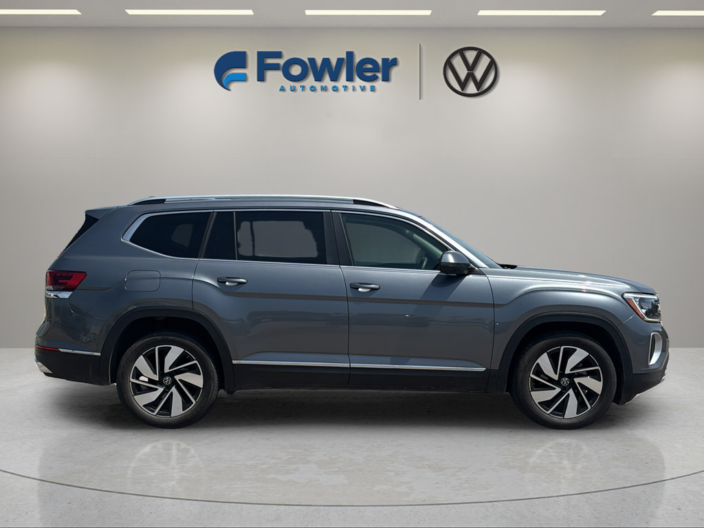 Used 2024 Volkswagen Atlas SEL AWD/4WD image 8