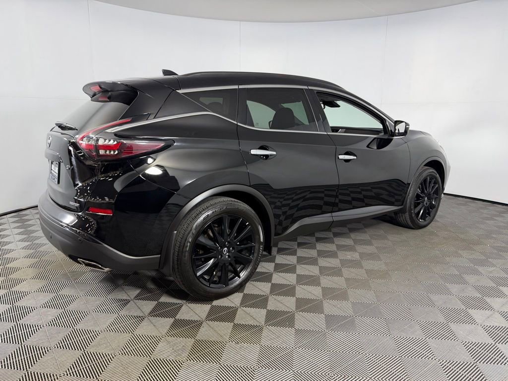 Used 2024 Nissan Murano SV w/ SV Midnight Edition Package image 5