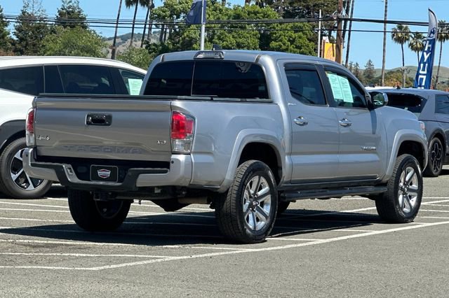 Used 2017 Toyota Tacoma Limited image 5
