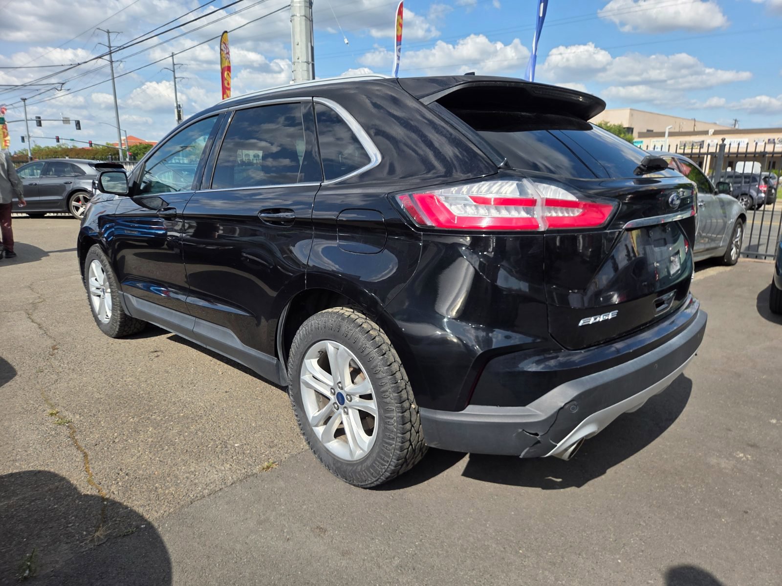 Used 2020 Ford Edge SEL AWD/4WD image 2