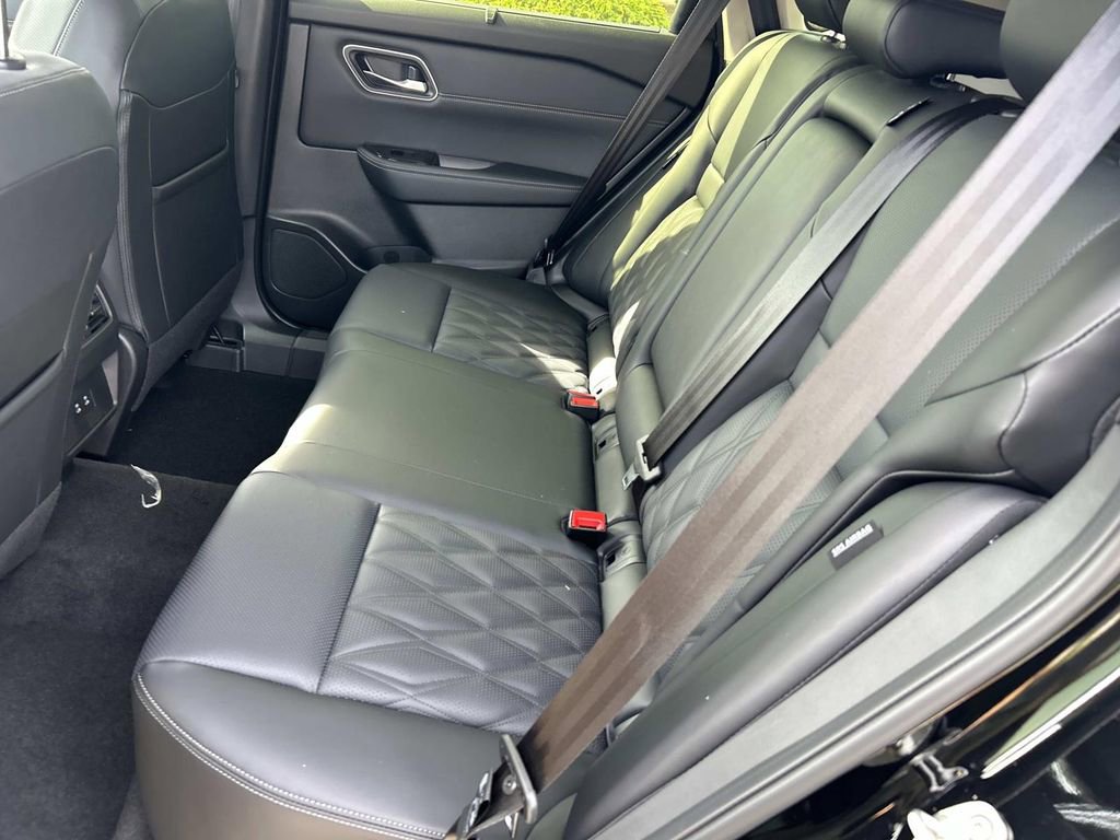 New 2026 Nissan Rogue Platinum AWD/4WD image 20