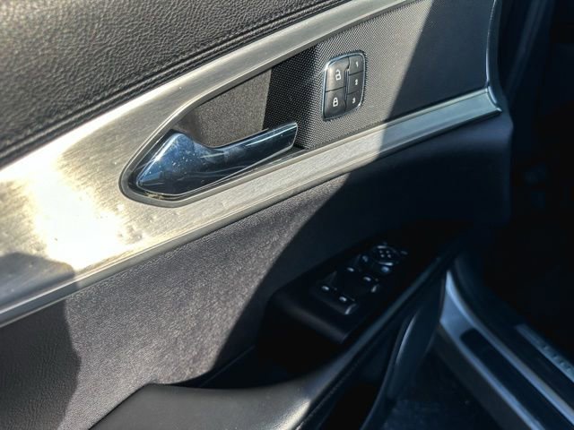 Used 2016 Lincoln MKX Premiere image 15