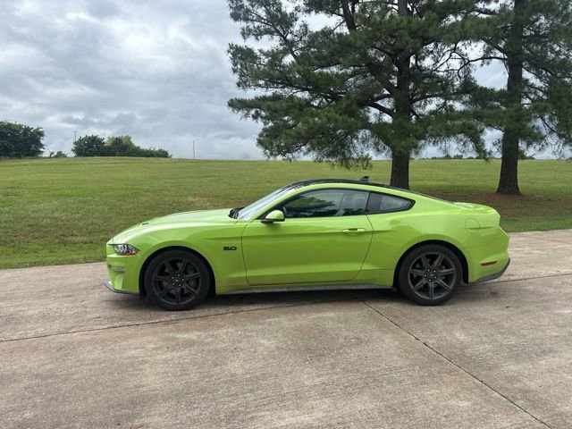 Used 2020 Ford Mustang GT Premium w/ Carbon Sport Interior Package RWD image 16