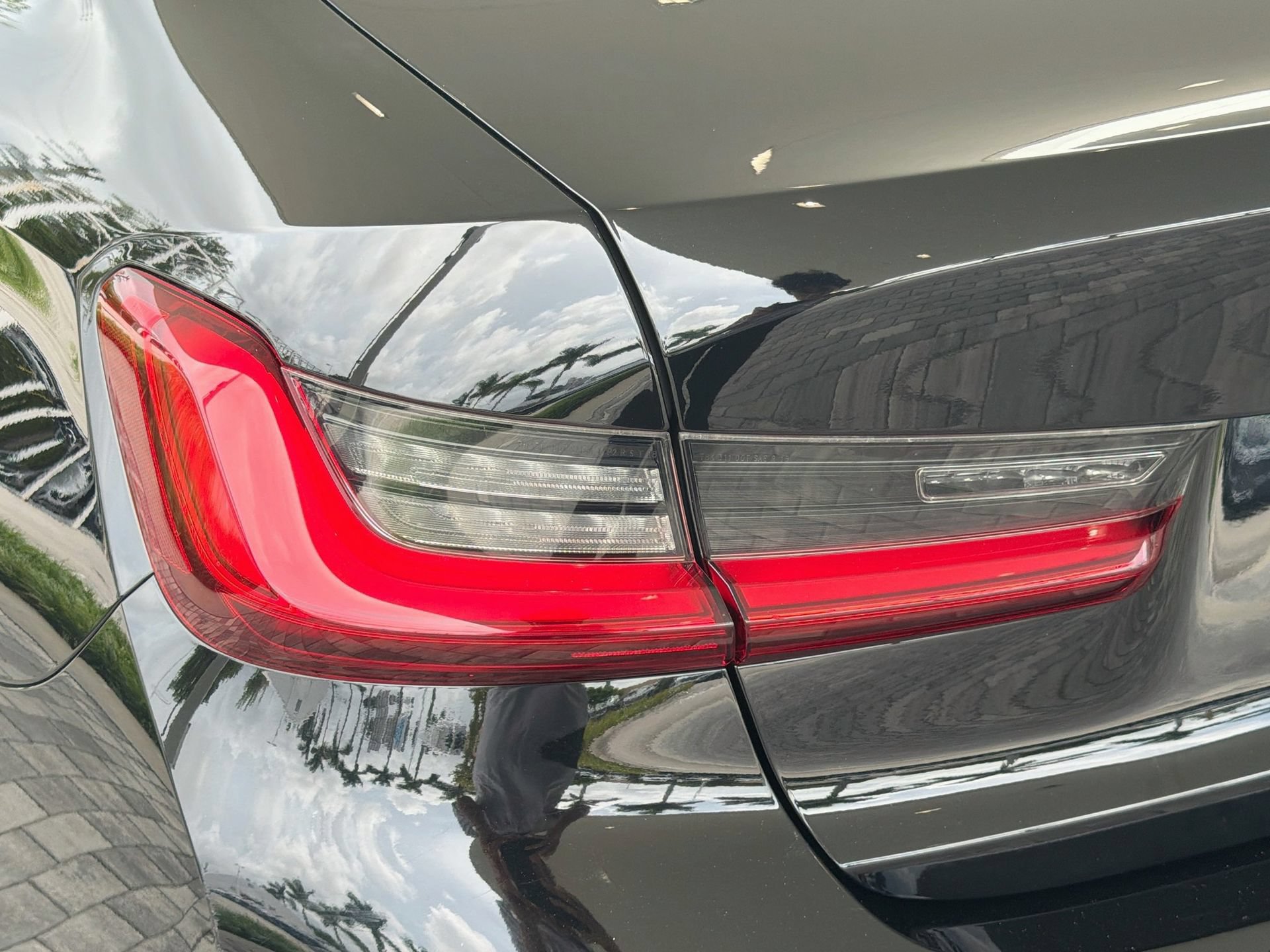 Used 2020 BMW 330i Sedan w/ Driving Assistance Package RWD image 10