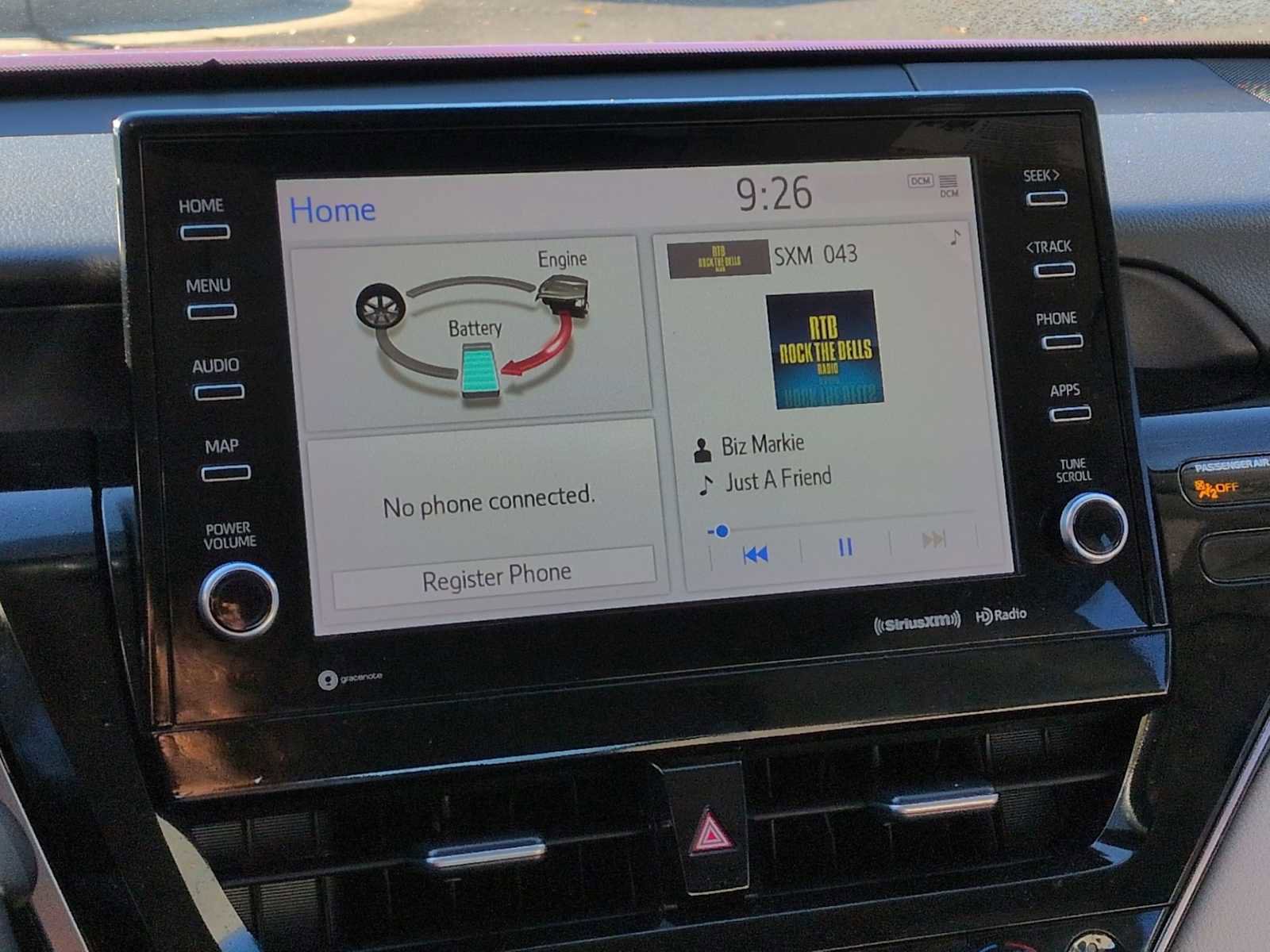 Used 2022 Toyota Camry XSE image 27