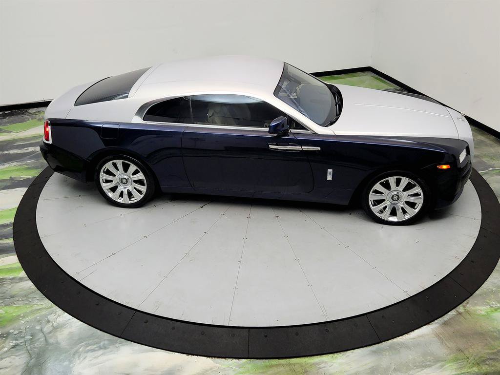 Used 2014 Rolls-Royce Wraith RWD image 34