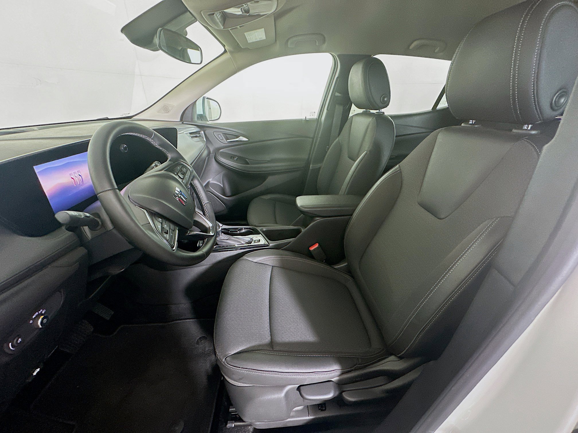 Used 2025 Buick Encore GX Preferred image 13