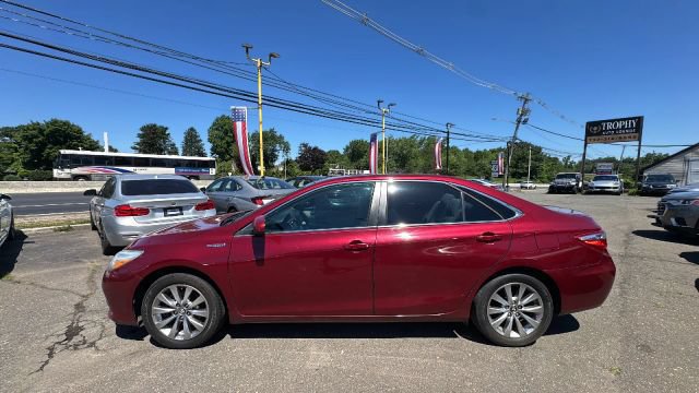Used 2017 Toyota Camry XLE FWD image 8