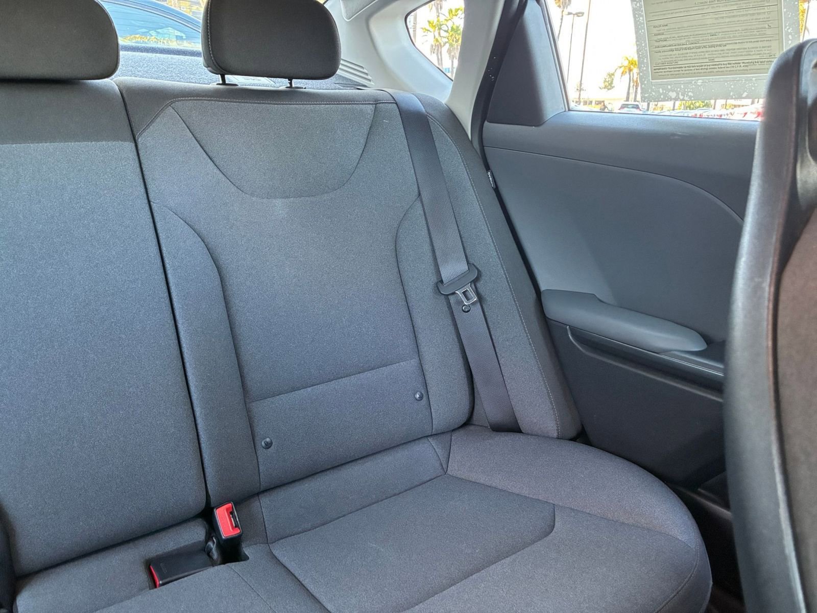 Used 2025 Kia K4 LXS image 36