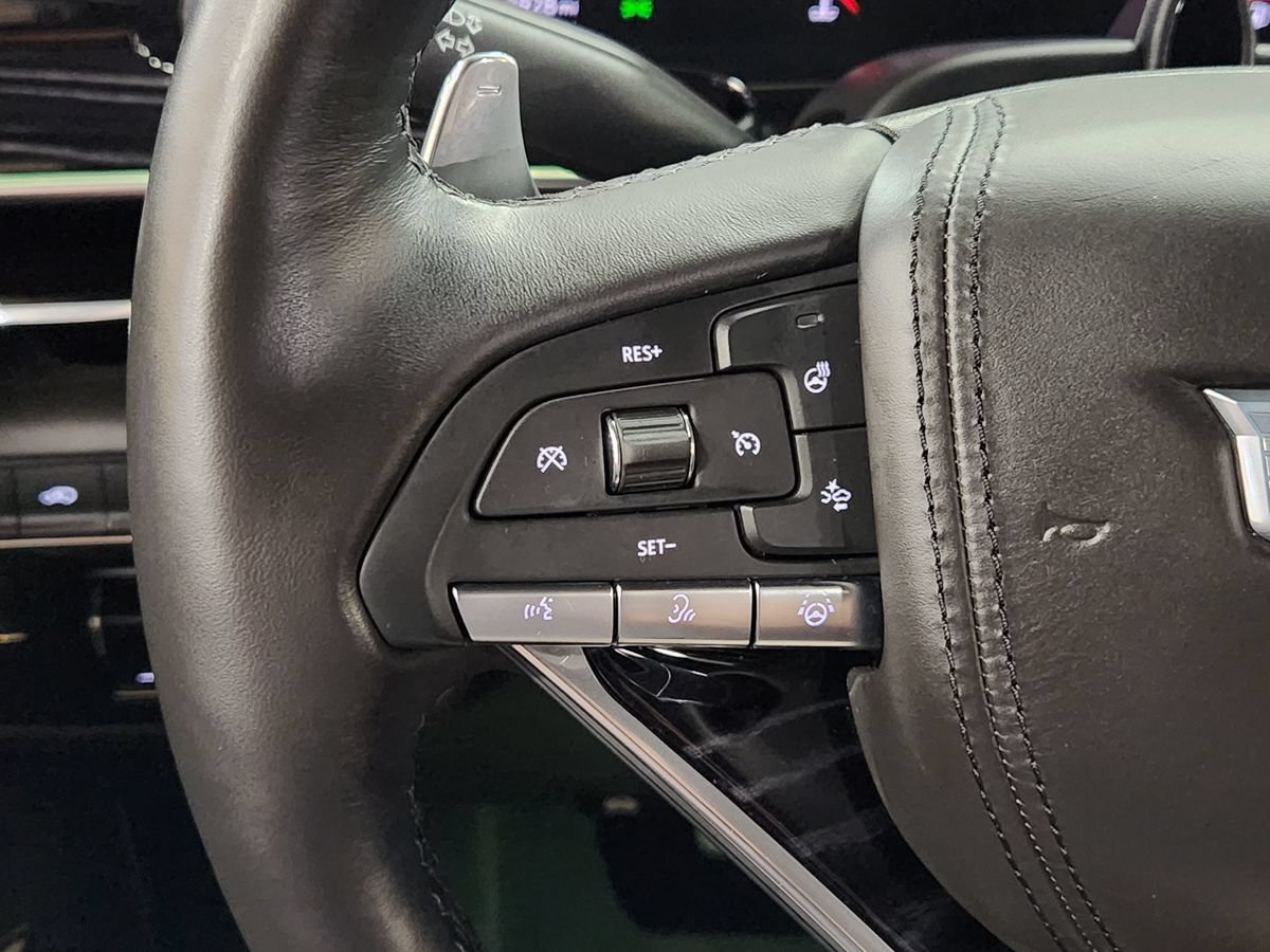 Used 2023 Cadillac Escalade V AWD/4WD image 53