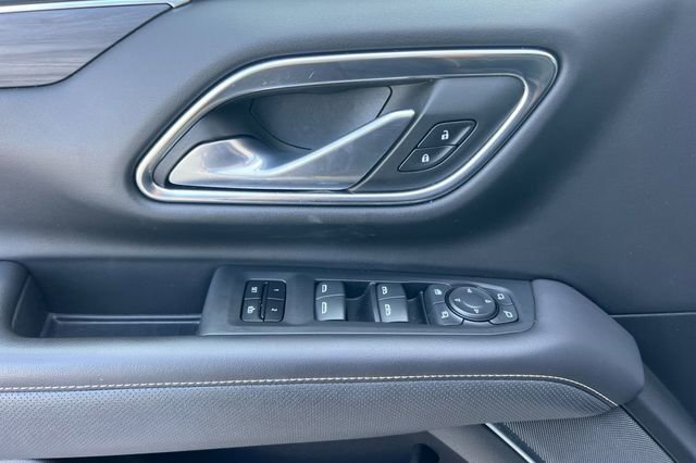 Used 2021 GMC Yukon SLT w/ Rear Media and Nav Package image 11