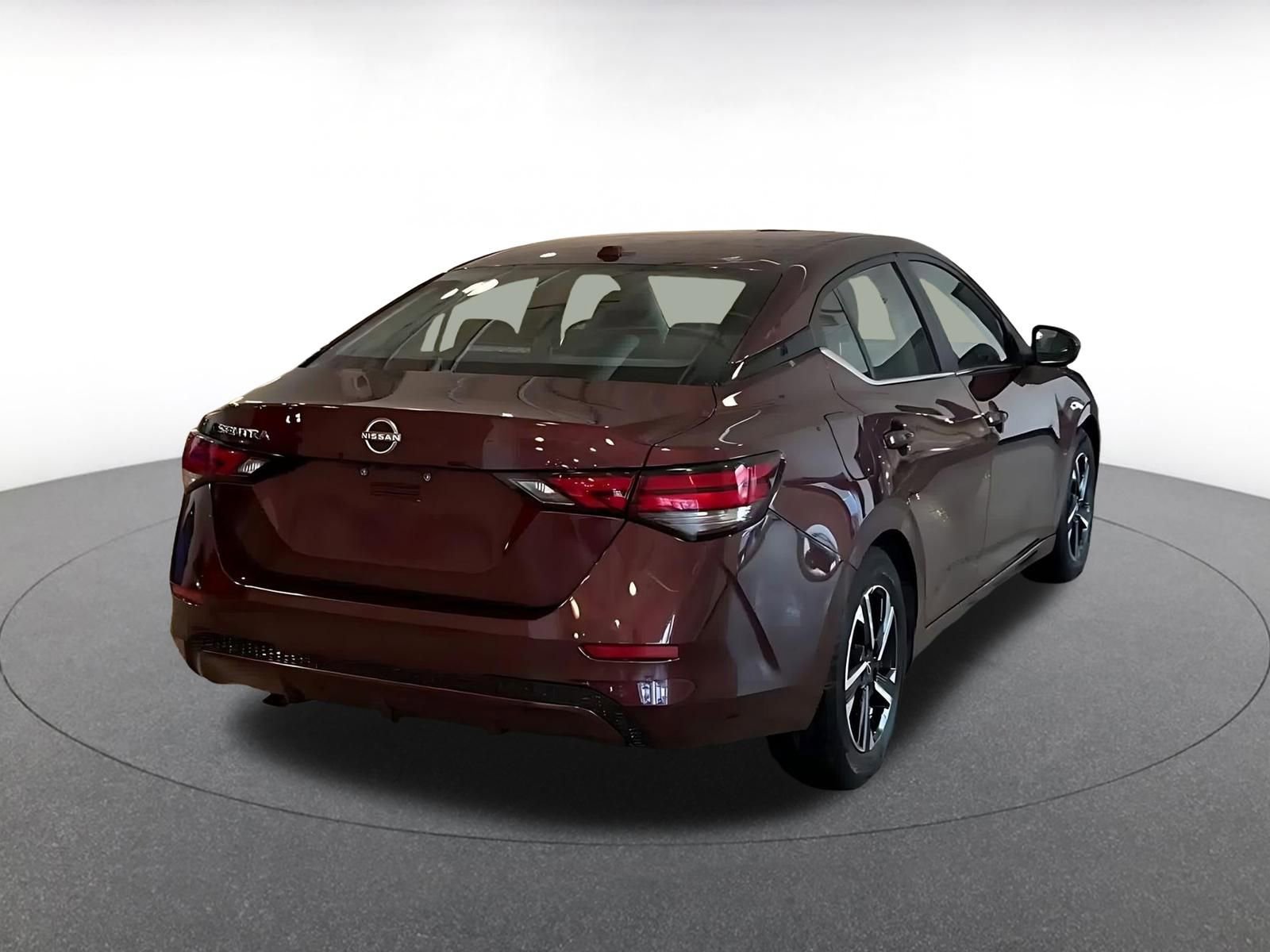 Used 2025 Nissan Sentra SV image 14