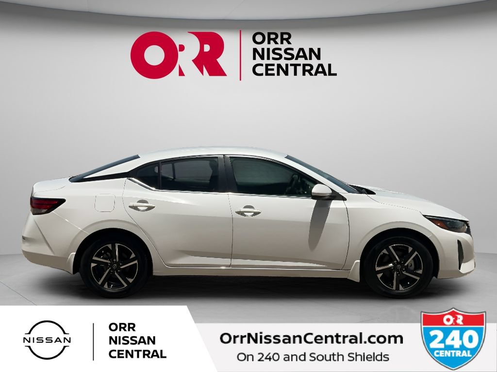 Used 2025 Nissan Sentra SV w/ All-Weather Package FWD image 4