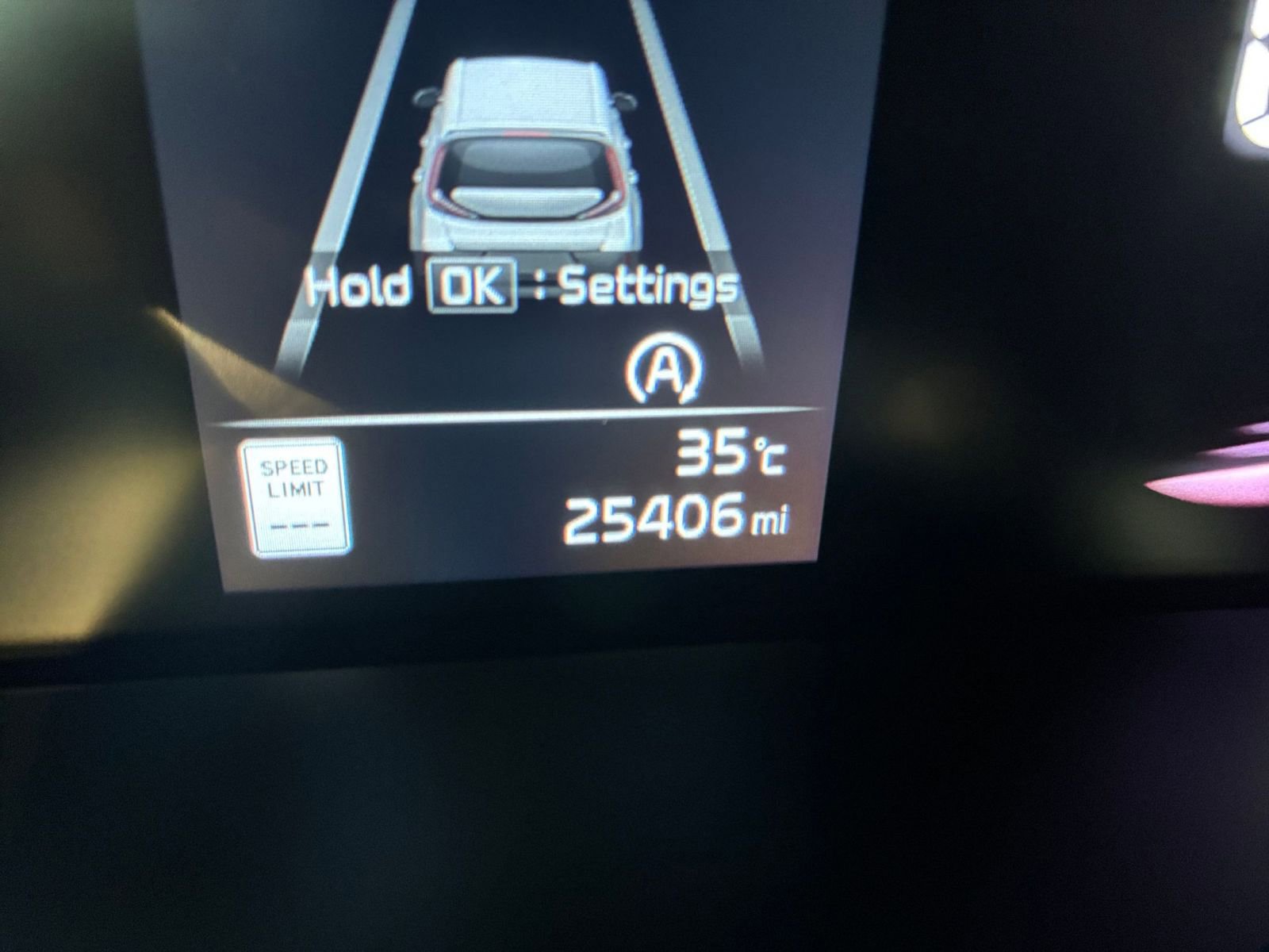 Used 2025 Kia Soul LX w/ LX Technology Package FWD image 40