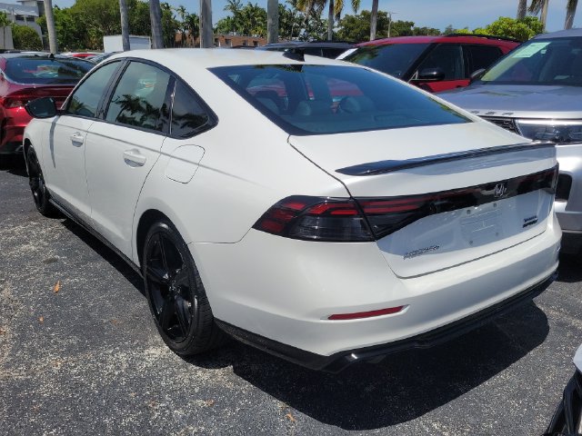 Used 2024 Honda Accord Sport image 4