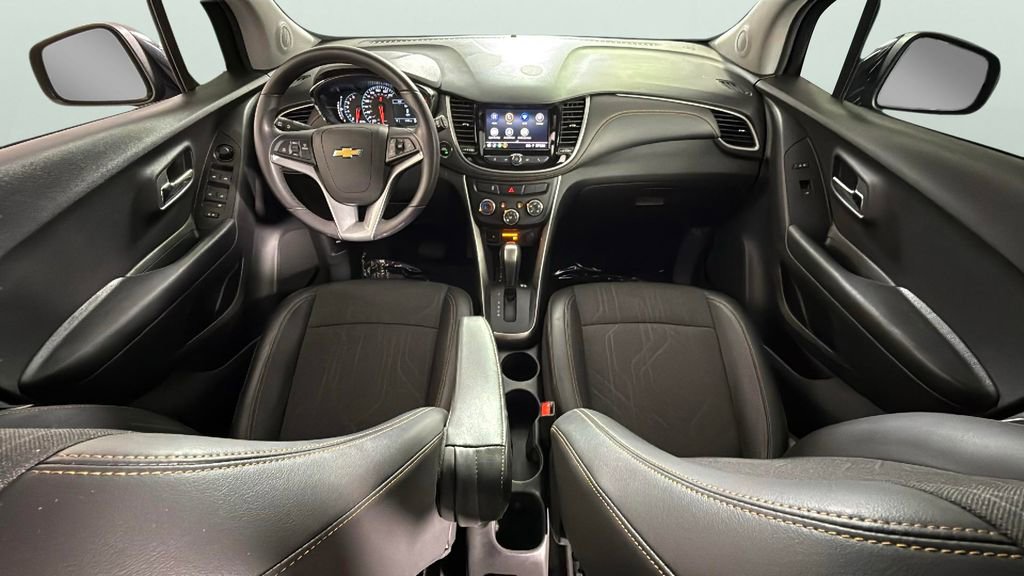Certified 2021 Chevrolet Trax LT w/ Sport Edition image 30