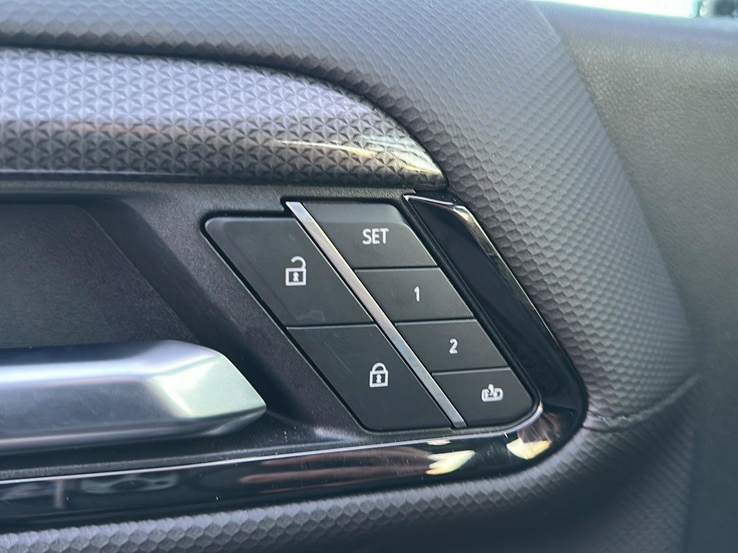 Certified 2025 Chevrolet Silverado 1500 ZR2 w/ Technology Package image 16