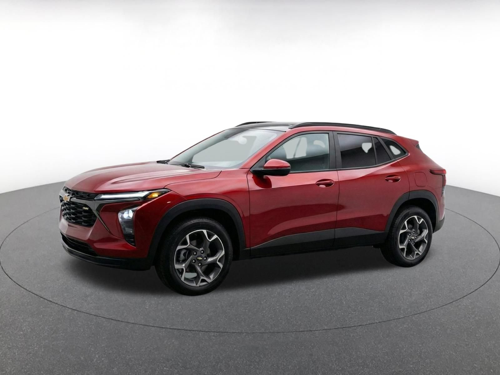 Used 2025 Chevrolet Trax LT w/ LT Convenience Package FWD image 3