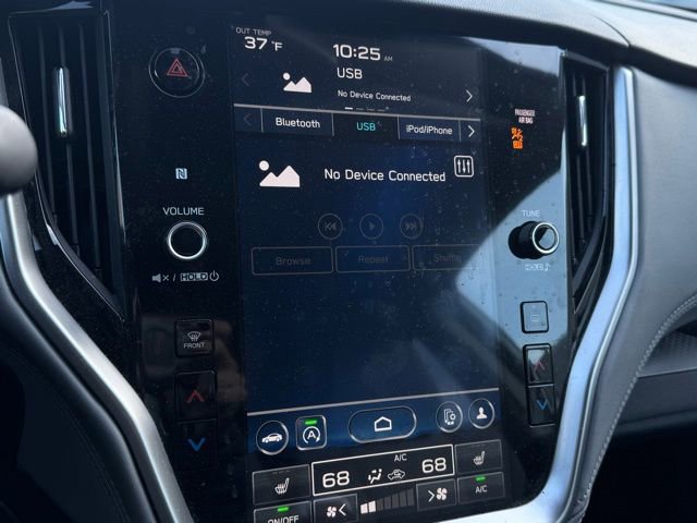 Used 2024 Subaru Outback Premium image 32