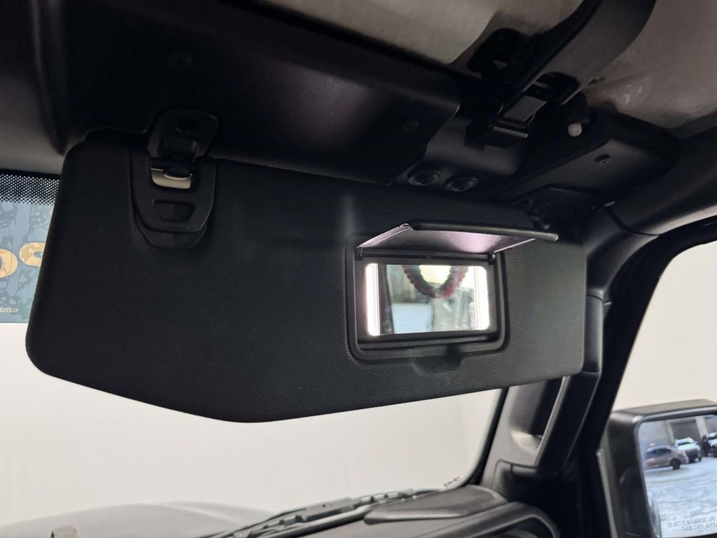 Used 2022 Jeep Wrangler Unlimited Sport image 28