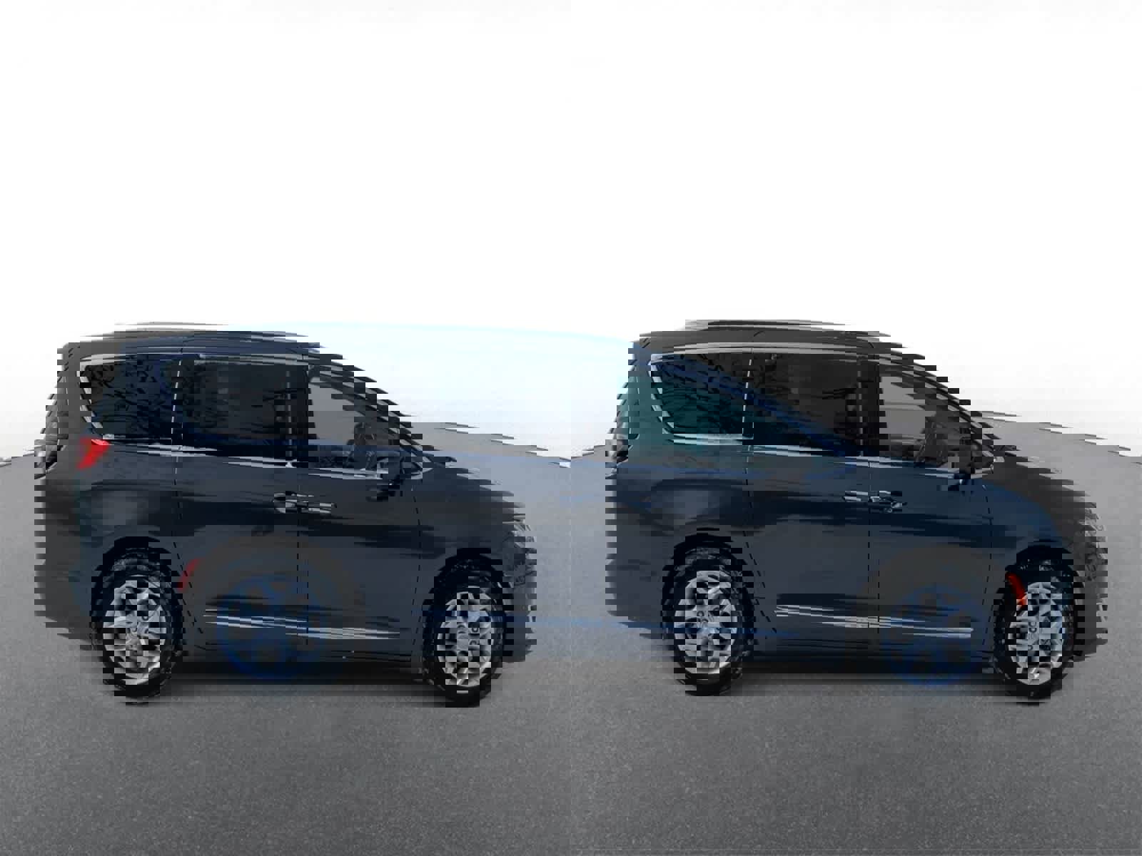 Certified 2017 Chrysler Pacifica Touring-L Plus w/ Advanced Safetytec Group image 9