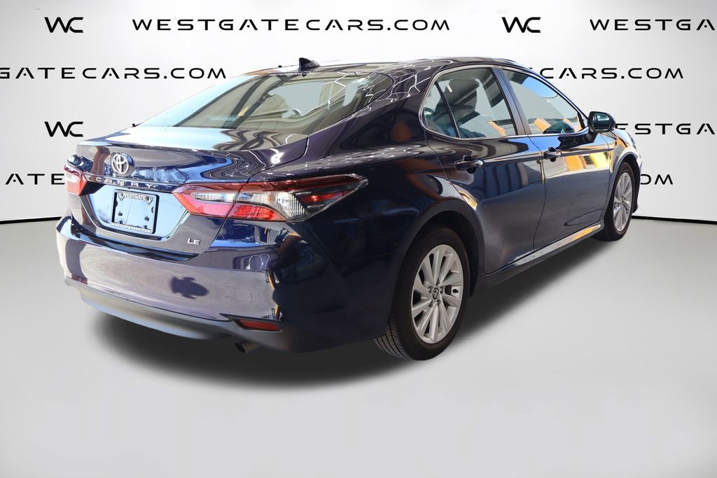 Used 2021 Toyota Camry LE image 40