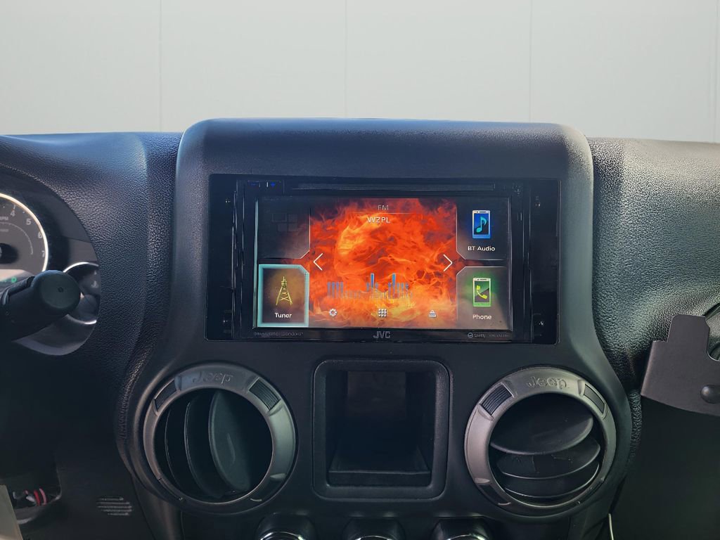 Used 2017 Jeep Wrangler Unlimited Sport w/ Max Tow Package image 18