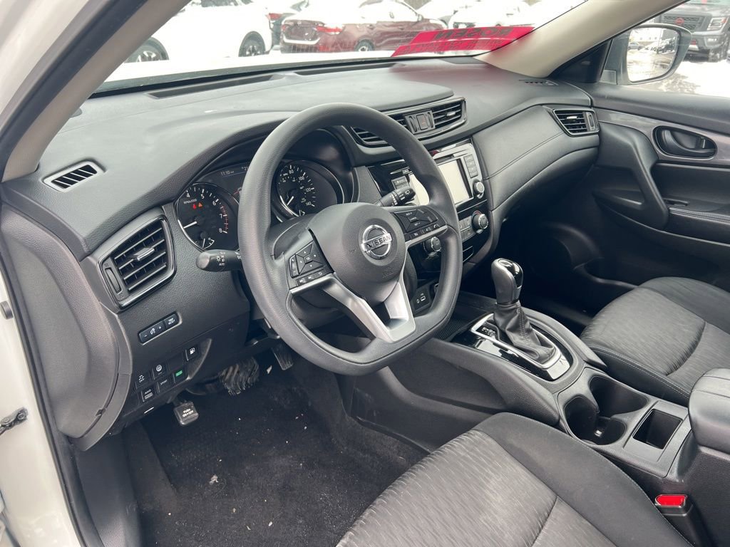 Certified 2020 Nissan Rogue S image 6