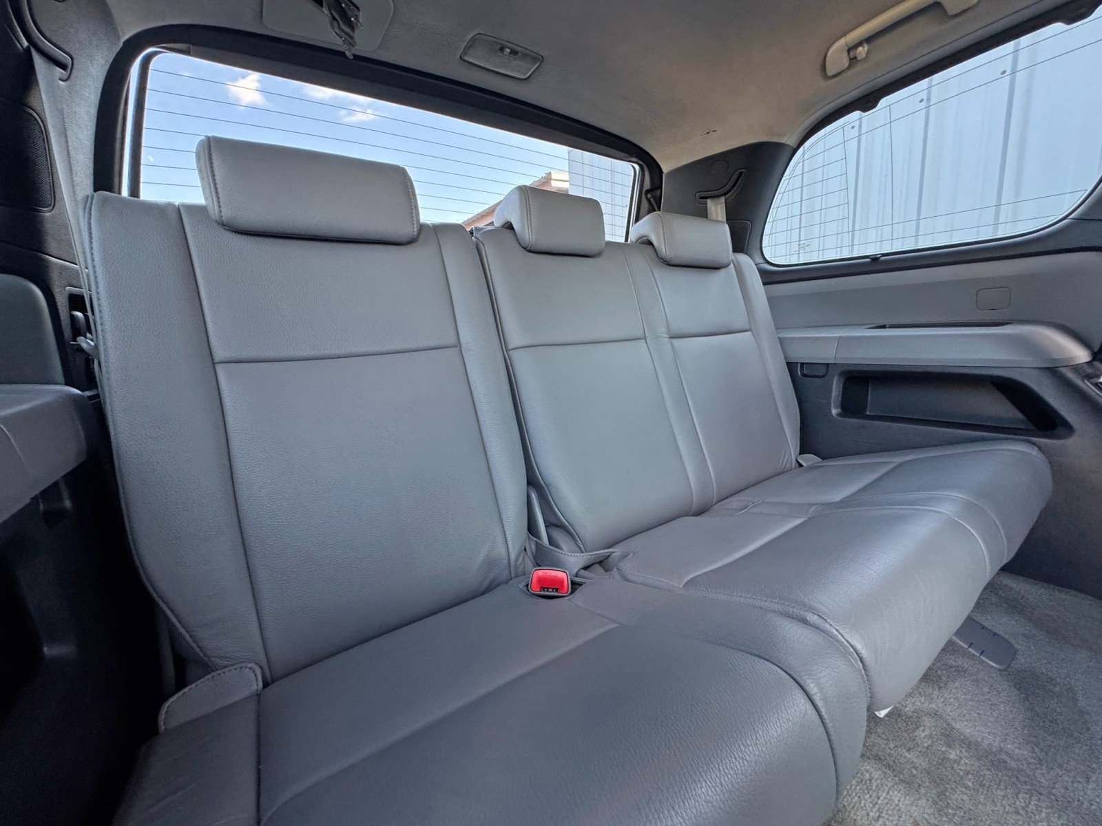 Used 2010 Toyota Sequoia Limited image 35