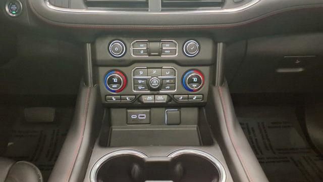 Used 2024 Chevrolet Suburban RST w/ Luxury Package image 32